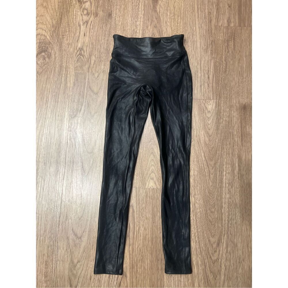 Spanx® "Ready-to-Wow™" leather-like coated jersey leggings in Black size XS - Picture 3 of 5